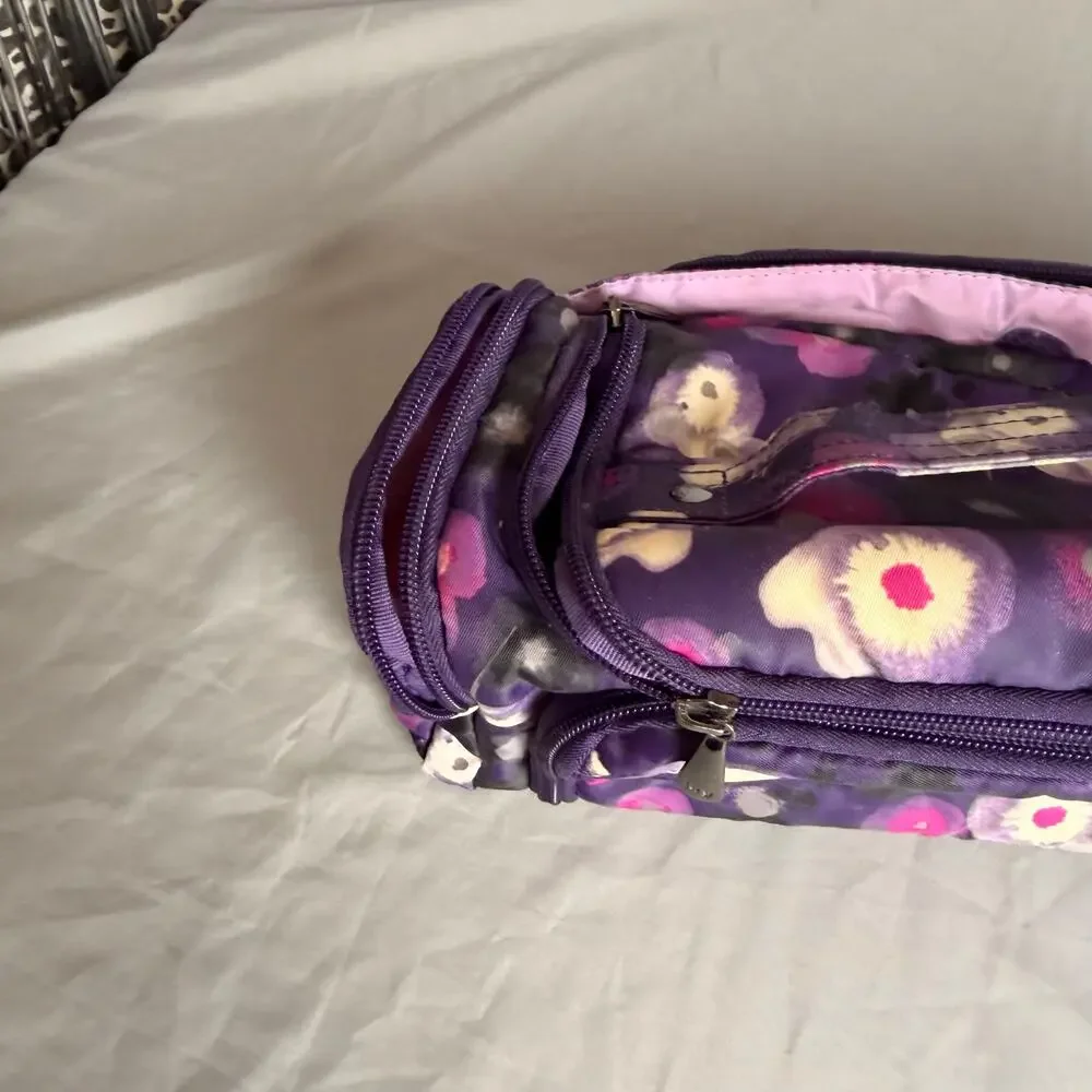 Lug Trolley Purple floral make up bag - Picture 4 of 12